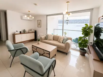Apartamento para Alquiler en Costa del Este, Amoblado | $1,750