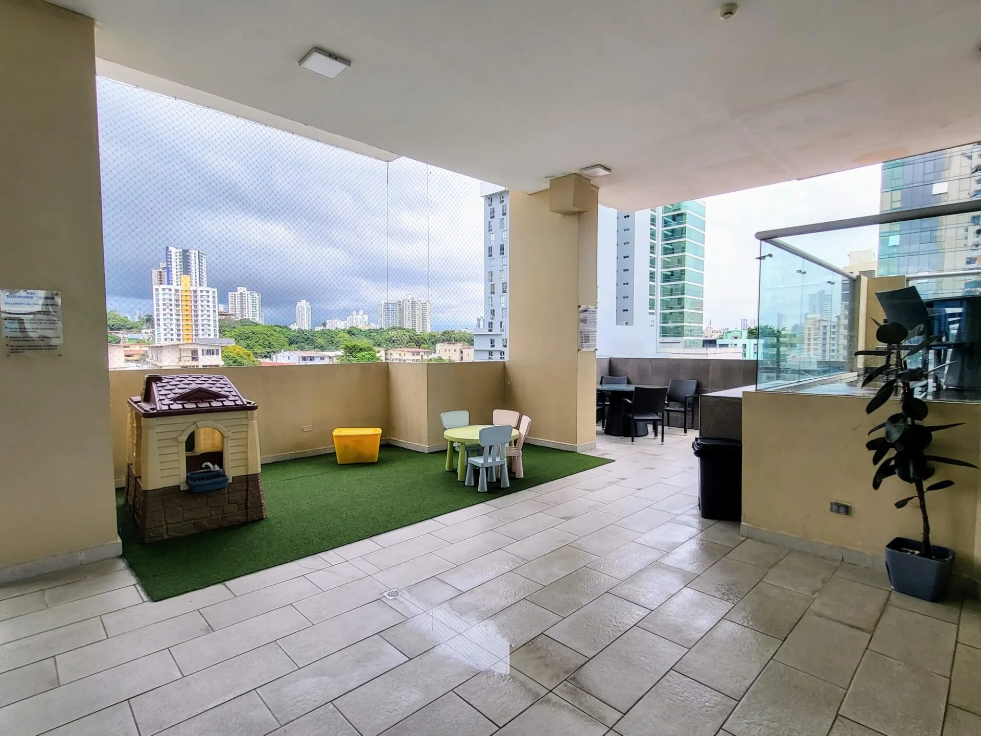 San Francisco, VENTA apartamento con vista al Parque Omar. — foto 11