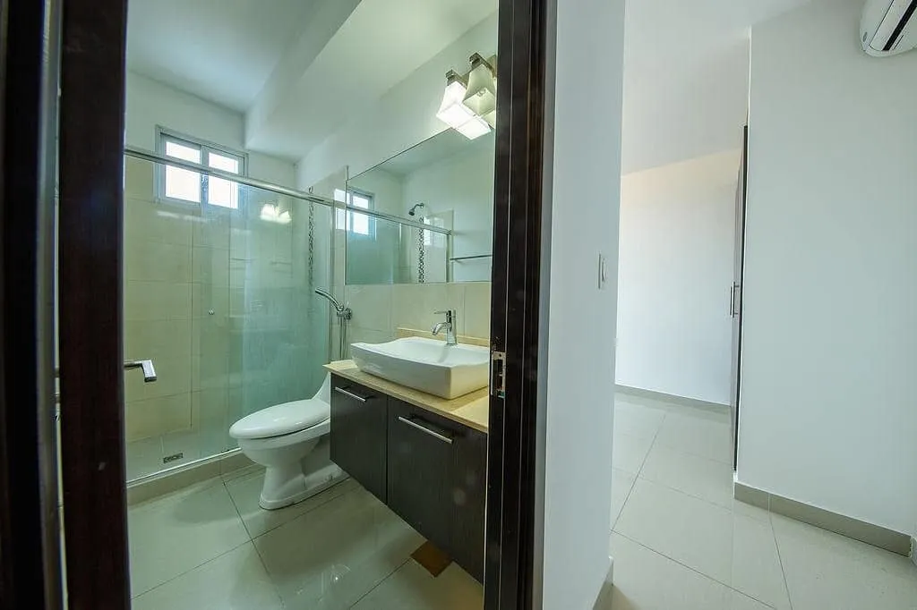 San Francisco, VENTA apartamento con vista al Parque Omar. — foto 10