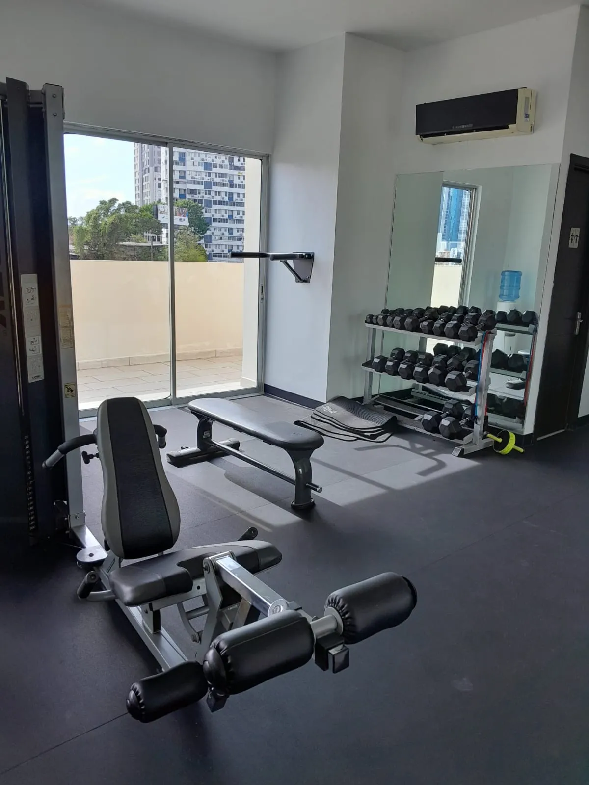 San Francisco, VENTA apartamento con vista al Parque Omar. — foto 15