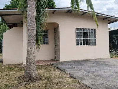 Casa de dos recamaras opción de compra