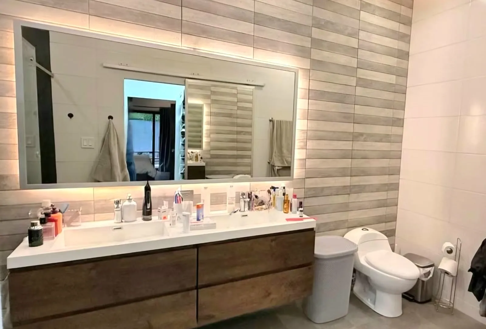 EN VENTA | CASA COMPLETAMENTE REMODELADA Y AMOBLADA EN EL CENTRO DE LA CIUDAD - 5