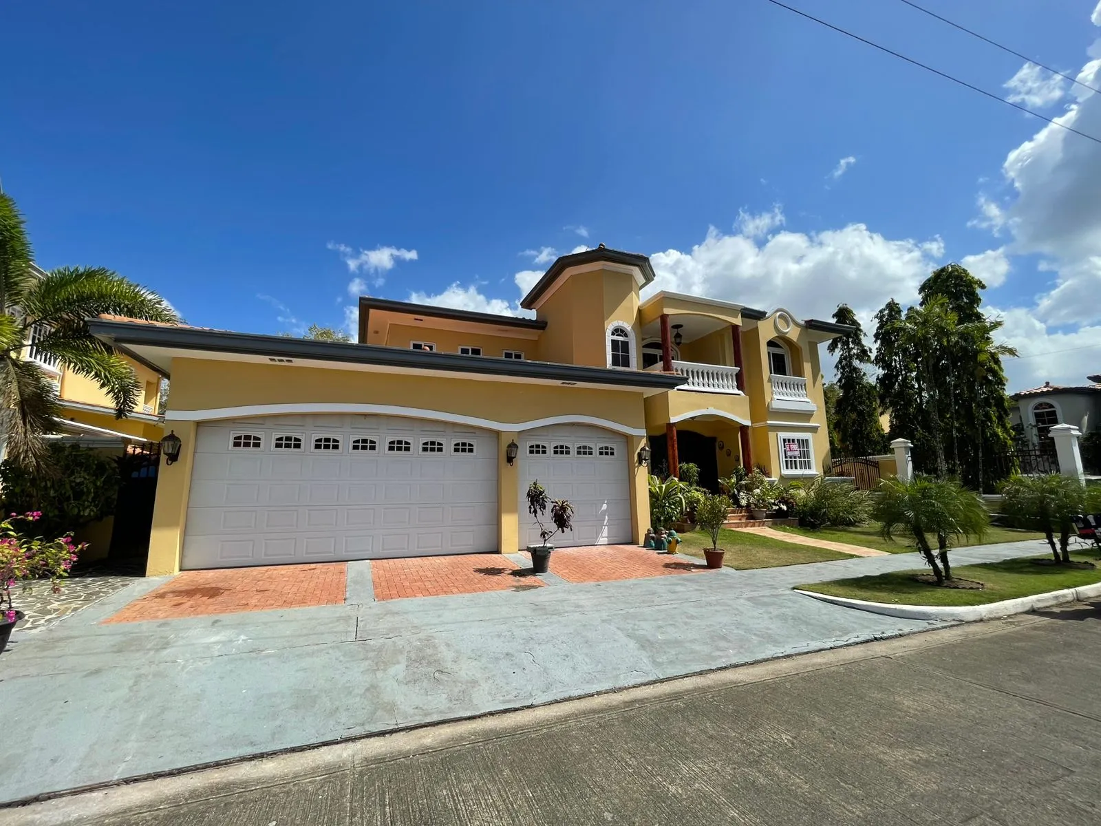 RAINFOREST VILLAS-LOTE 762 m² ESQUINERO - 12